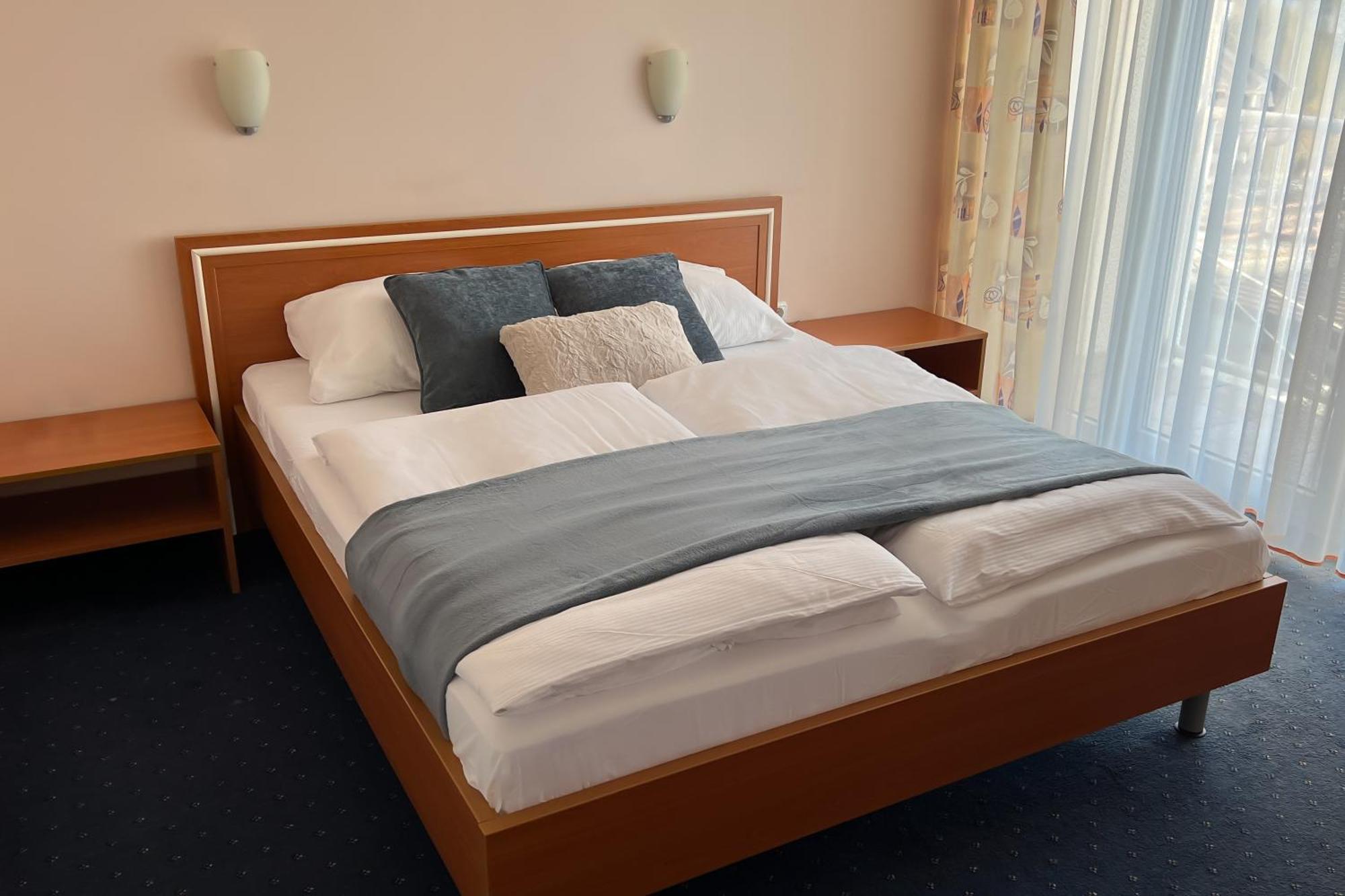 Hotel Imperium Moravske-Toplice Buitenkant foto