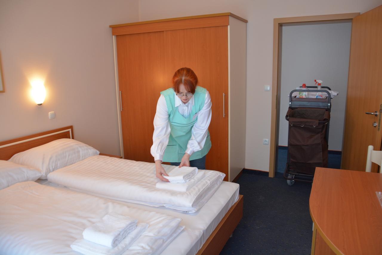 Hotel Imperium Moravske-Toplice Buitenkant foto